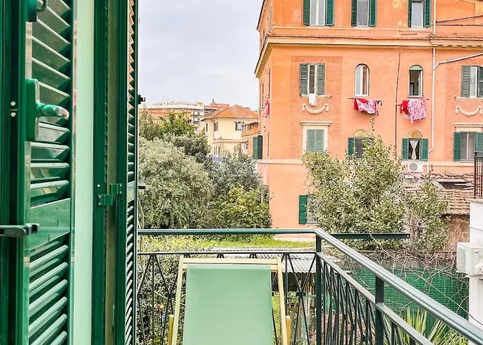 Borgo Felix - Authentic Living In Quadraro *